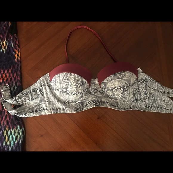 Zumiez Swim Zumeiz Bundle Dress Bathing Suit Top Nwt Poshmark